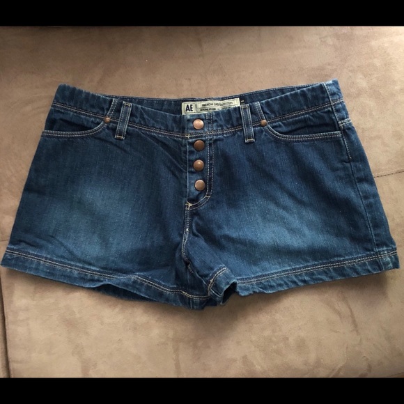 American Eagle Outfitters Pants - American eagle jean shorts; excellent condition